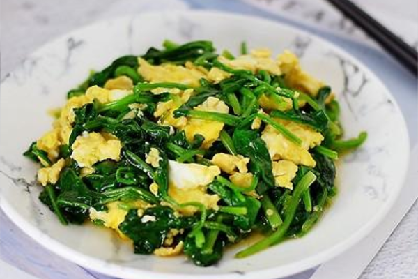 菠菜和鸡蛋怎么炒好吃,菠菜炒鸡蛋怎么做好吃图4