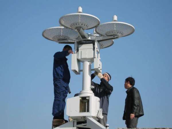 雷达怎么发明出来的,雷达是怎么发明的图1