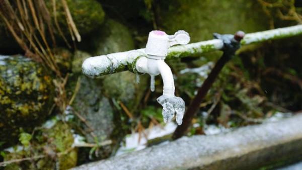 地下管道冻了怎么疏通,水管在地下漏水怎么办