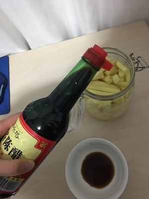 白醋泡姜几天能吃,醋泡姜的制作方法 家用图4