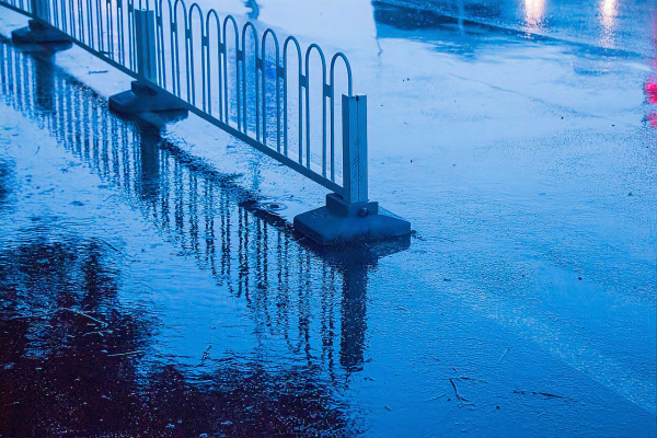 关于下雨夜晚的句子,夜晚下雨的说说唯美句子