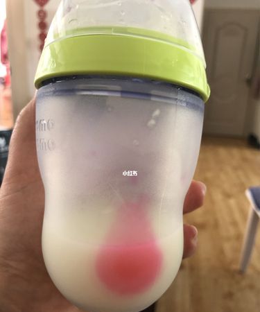 奶瓶中有水渍可以装母乳,奶瓶中有水渍可以装母乳速冻图4