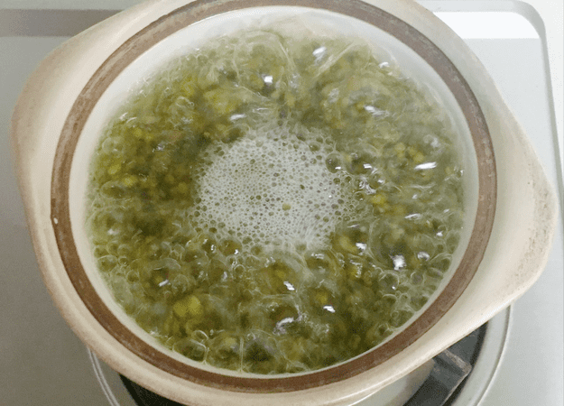 冰糖绿豆水怎么熬,绿豆冰糖水怎么煮窍门图9