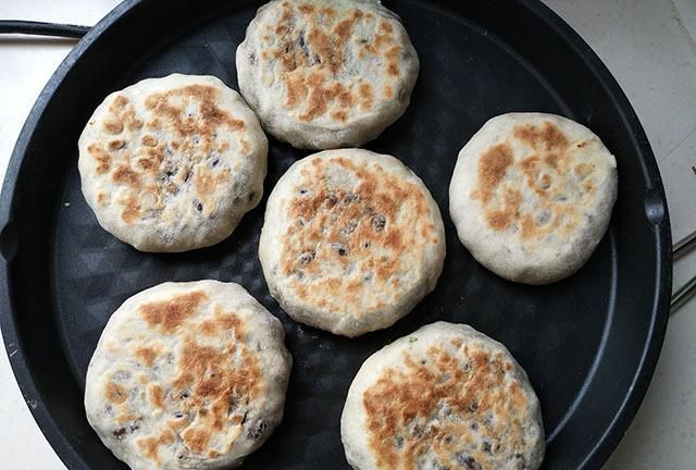 电饼铛做馅饼要几分钟,电饼铛烤饼要多长时间能熟图1