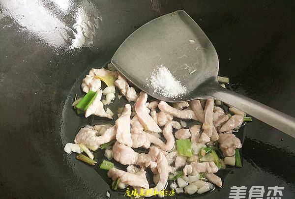 鸡腿菇怎么做好吃,鸡腿菇怎么烧好吃又香又嫩图12