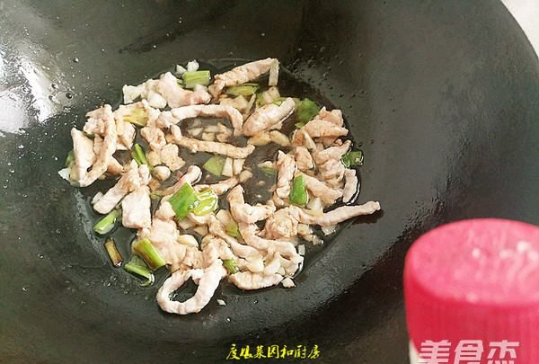 鸡腿菇怎么做好吃,鸡腿菇怎么烧好吃又香又嫩图13