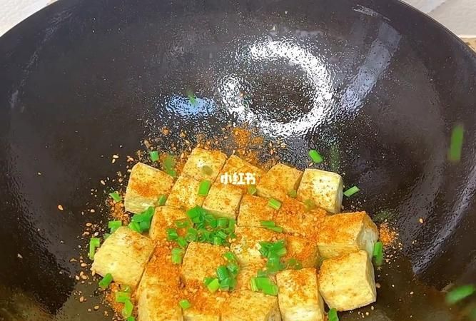 豆腐发粘煮熟可以吃吗,豆腐干有点发粘煮一下图2