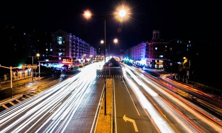 单反相机拍夜景用什么模式,单反拍夜景怎么设置参数图2