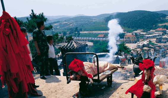 香囊和香包有什么区别,荷包香囊是哪个民族妇女特别喜爱的随身佩物图14