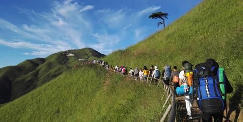 武功山什么季节去最好,七月底武功山上面温度怎么样图3