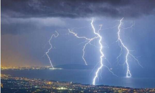 打雷一般持续多长时间,雷雨一般会下多久图4