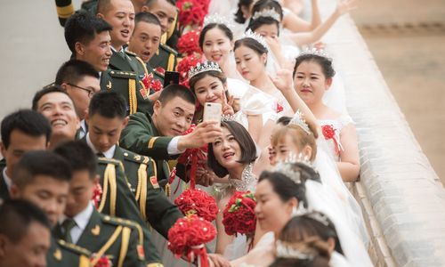 为什么军人总着结婚,当兵结婚为什么要申请图2