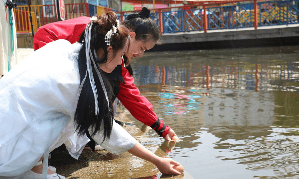 中国农历情人节是哪天,中国的情人节是什么时候开始的图2