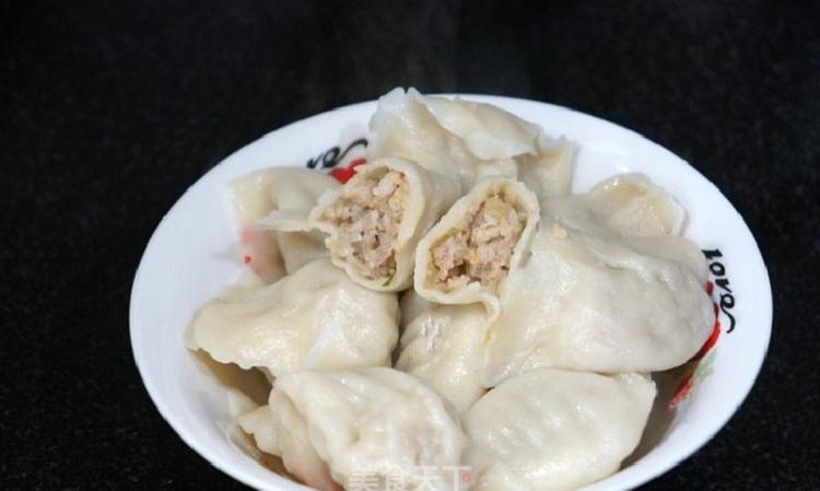 正宗酸菜饺子馅的做法,猪肉酸菜水饺怎么做好吃图6