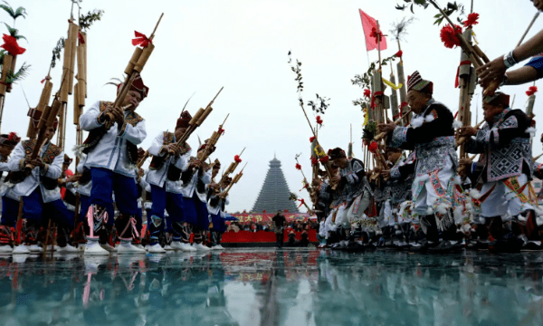 苗族的节日,苗族的节日有哪些图7