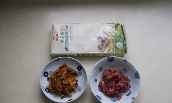 重庆榨菜肉丝面的做法是什么,榨菜肉丝面怎么做法图6